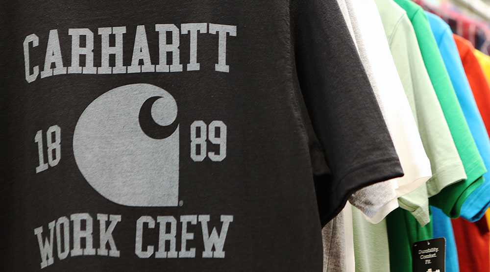 Футболки производителя современного и ультрамодного стиля одежды - Carhartt. Футболки производителя современного и ультрамодного стиля одежды - Carhartt.
