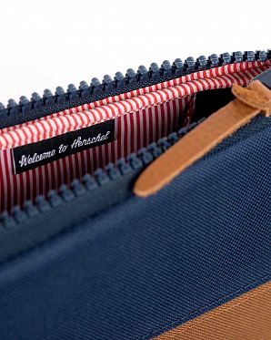 Чехол водоотталкивающий Herschel Anchor 11'' MacBook Air Caramel Чехол водоотталкивающий Herschel Anchor 11'' MacBook Air Caramel