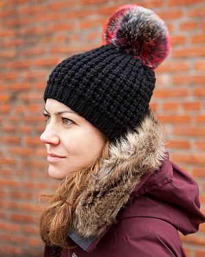 Шапка с помпоном зимняя женская Канада KyiKyi Classic Faux Fur Black Multi