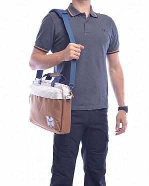 Сумка водоотталкивающая через плечо для 15 ноутбука Herschel Clark Acid Denim