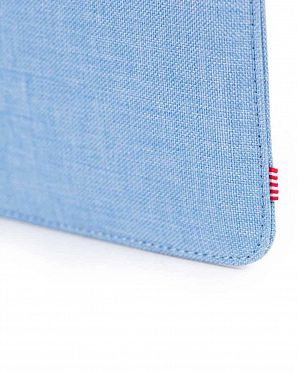 Чехол водоотталкивающий на кнопках Herschel Spokane iPad Air Chambray Чехол водоотталкивающий на кнопках Herschel Spokane iPad Air Chambray