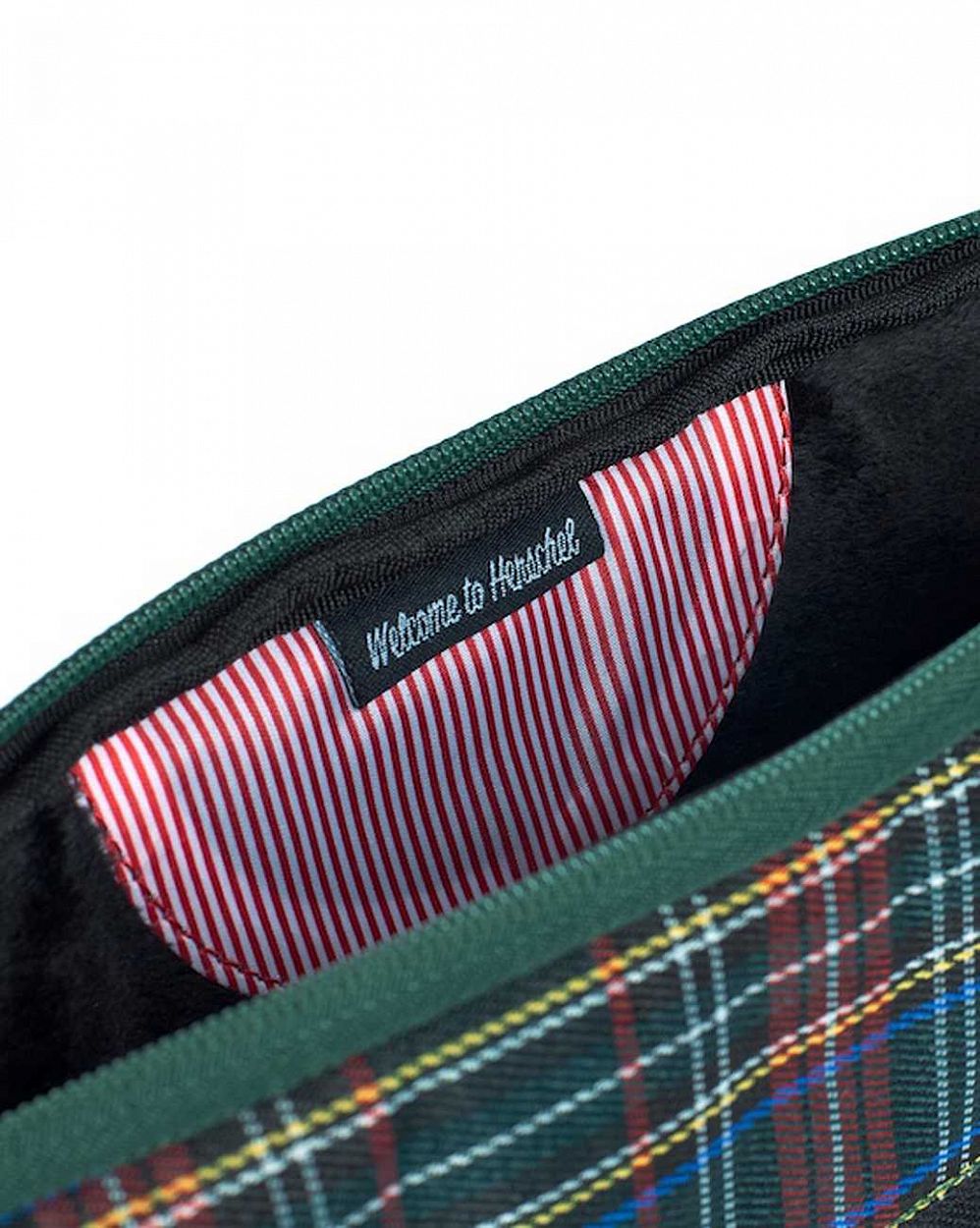 Чехол Herschel Anchor 11 AirBook Sleeve Black Tartan отзывы Чехол Herschel Anchor 11 AirBook Sleeve Black Tartan отзывы