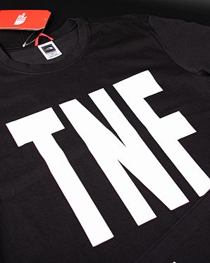 Футболка мужская The North Face SS Tee Black Футболка мужская The North Face SS Tee Black