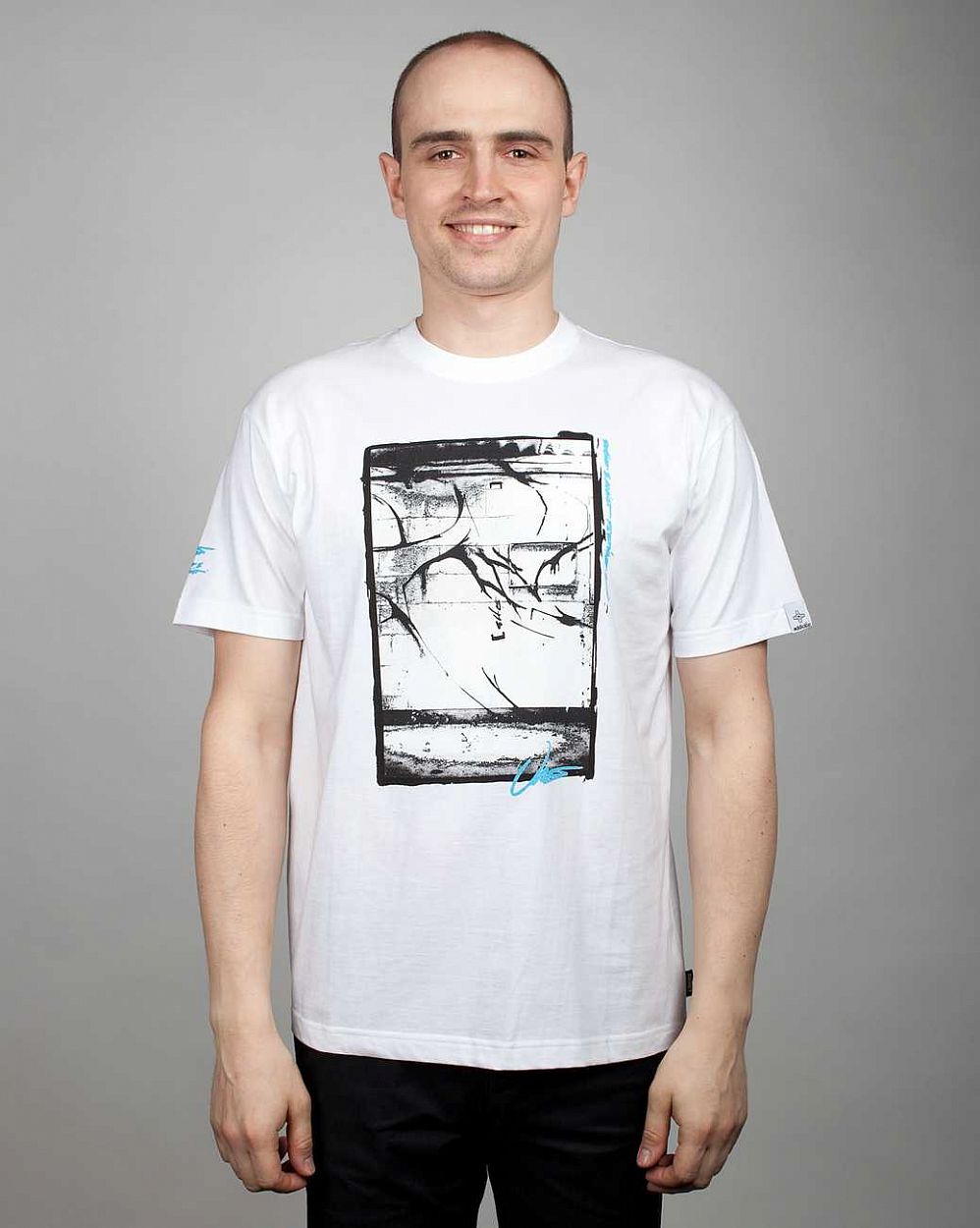 купить Футболка Addict She One - Cyan Tee White в Москве купить Футболка Addict She One - Cyan Tee White в Москве