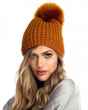 Шапка с помпоном зимняя женская Канада KyiKyi Classic Faux Fur Sandy Brown