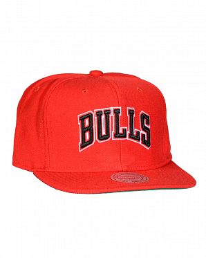 Бейсболка с прямым козырьком Mitchell and Ness Chicago Bulls NT Red Бейсболка с прямым козырьком Mitchell and Ness Chicago Bulls NT Red