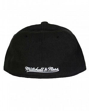 Бейсболка с изогнутым козырьком Mitchell and Ness Stretch Wool Fitted Pittsburgh Penguins Black