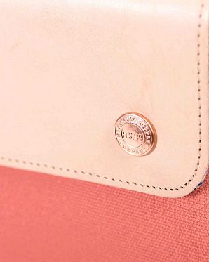 Чехол Herschel Spokane Sleeve для 11'' Macbook Flamingo