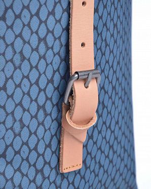 Рюкзак водоотталкивающий маленький Eastpak Krystal Python