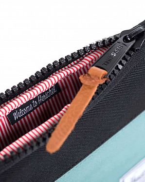 Чехол водоотталкивающий Herschel Anchor iPad Air Seafoam Black