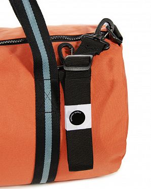 Сумка спортивная Herschel Sutton Mid Chili Black Ivy Green Storm Blue Сумка спортивная Herschel Sutton Mid Chili Black Ivy Green Storm Blue