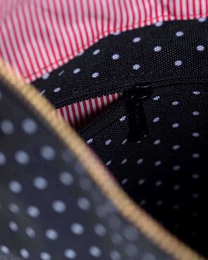 Клатч Herschel Carter Small Polka Dot Small Клатч Herschel Carter Small Polka Dot Small