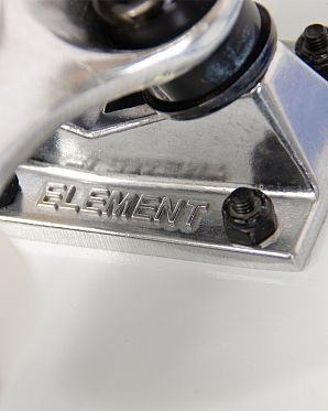 Скейтборд в Сборе Element 2 размер 8.25 (20 черный золотой 8.25)