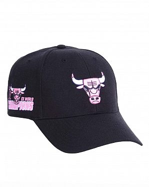 Бейсболка '47 Brand MVP WBV Chicago Bulls Black Pink Бейсболка '47 Brand MVP WBV Chicago Bulls Black Pink