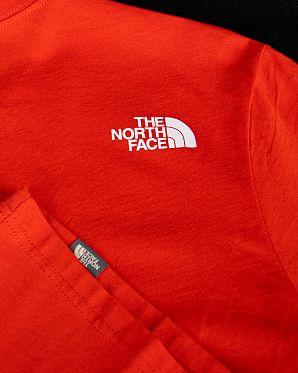 Футболка мужская The North Face Never Stop Exploring Box Red Футболка мужская The North Face Never Stop Exploring Box Red