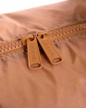 Сумка складная Herschel Packable Duffle Bag Caramel Navy Сумка складная Herschel Packable Duffle Bag Caramel Navy