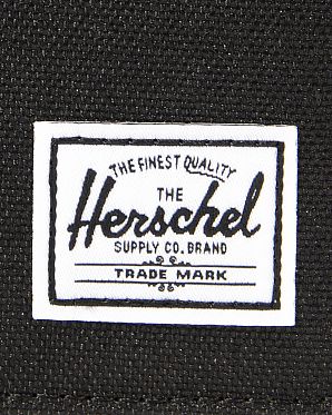 Кошелек с отделом под мелочь Herschel Roy + Coin Black Woodland Кошелек с отделом под мелочь Herschel Roy + Coin Black Woodland