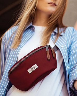 Сумка на пояс водостойкая для документов Eastpak Springer Grape Сумка на пояс водостойкая для документов Eastpak Springer Grape