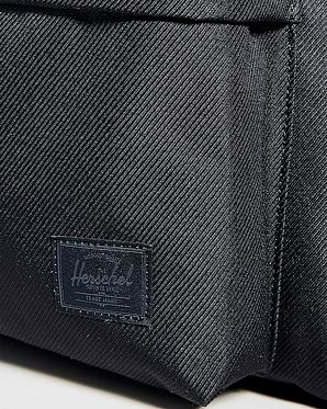 Рюкзак городской особопрочный Herschel Berg Cordura Black Diagonal Рюкзак городской особопрочный Herschel Berg Cordura Black Diagonal