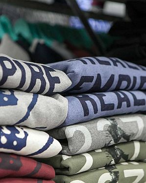 Толстовка с капюшоном мужская Realm & Empire Great Britain Brown Толстовка с капюшоном мужская Realm & Empire Great Britain Brown