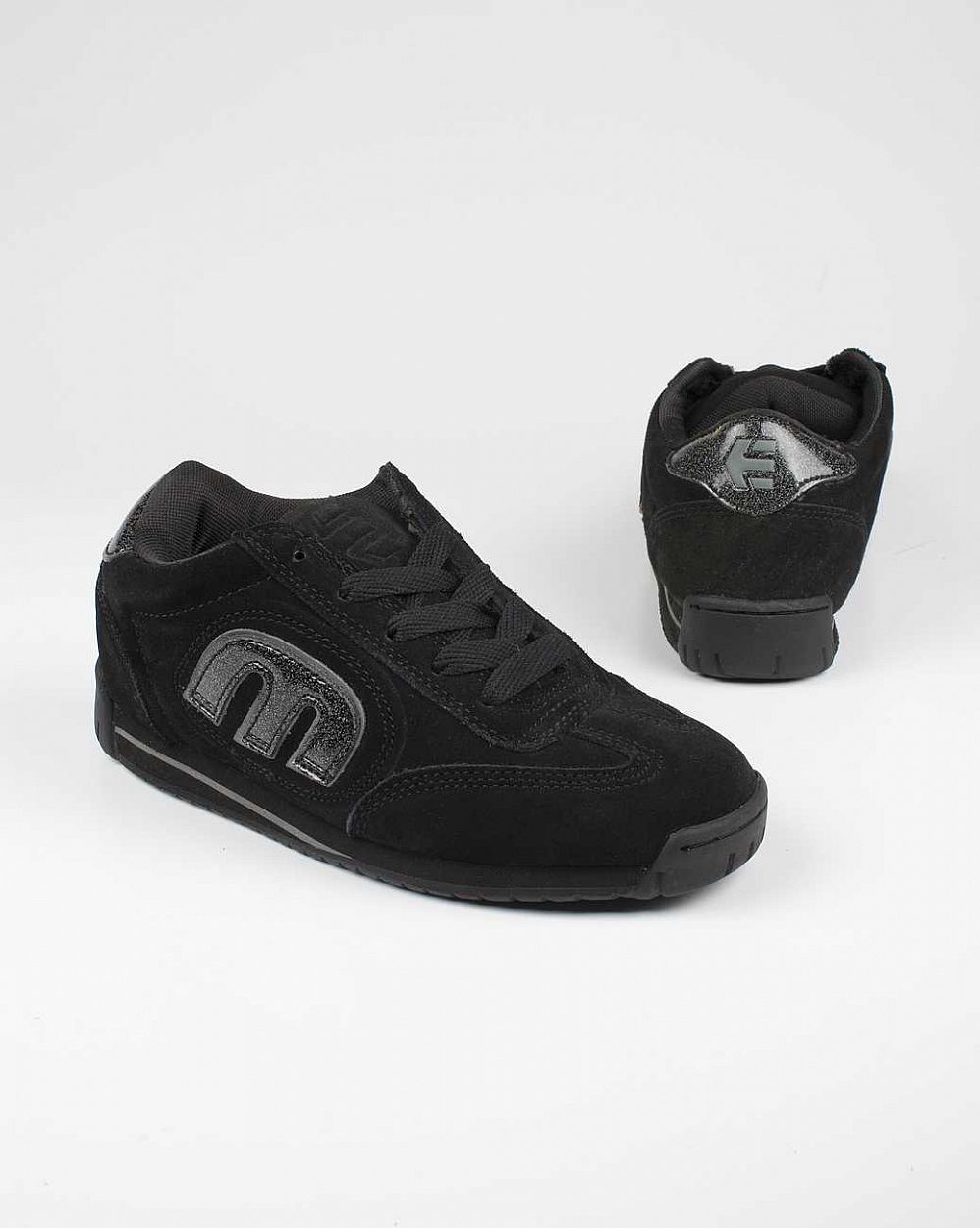 Кеды женские Etnies Lo-Cut II W'S black grey отзывы Кеды женские Etnies Lo-Cut II W'S black grey отзывы