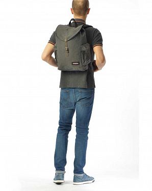 Рюкзак водоотталкивающий с отделением для 15 ноутбука Eastpak Austin Checkpard