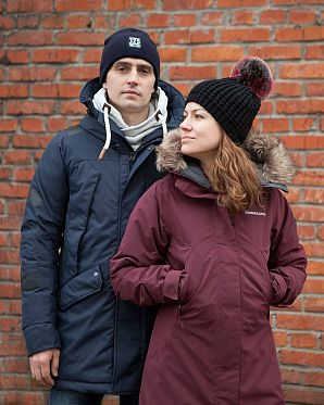 Шапка с помпоном зимняя женская Канада KyiKyi Classic Faux Fur Black Multi