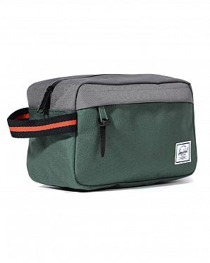 Пенал\дорожная сумочка Herschel Chapter GARDEN TOPIARY BLACK Пенал\дорожная сумочка Herschel Chapter GARDEN TOPIARY BLACK