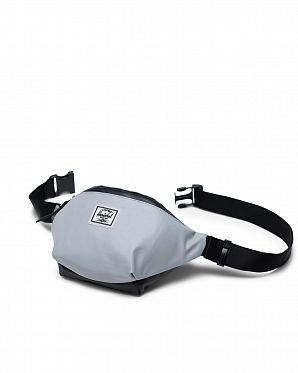 Сумка поясная Herschel Seventeen Rubber Silver Сумка поясная Herschel Seventeen Rubber Silver