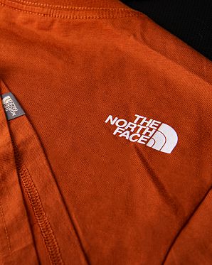 Футболка мужская The North Face 80s RAGE LETTER LOGO TEE BROWN Футболка мужская The North Face 80s RAGE LETTER LOGO TEE BROWN