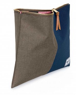 Клатч Herschel Network Extra Large beech crosshatch navy Клатч Herschel Network Extra Large beech crosshatch navy