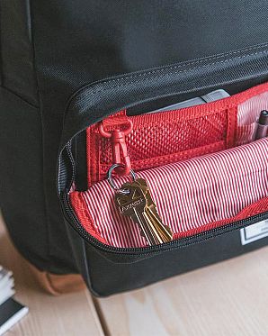 Рюкзак водоотталкивающий с отделом для 15 ноутбука Herschel Pop Quiz QUARBLUE Рюкзак водоотталкивающий с отделом для 15 ноутбука Herschel Pop Quiz QUARBLUE