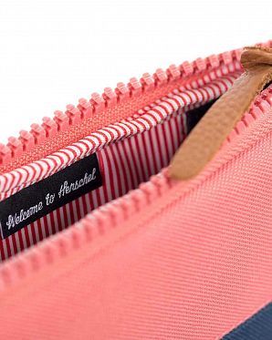 Чехол водоотталкивающий Herschel Anchor iPad/iPad Air Navy Flamingo Чехол водоотталкивающий Herschel Anchor iPad/iPad Air Navy Flamingo