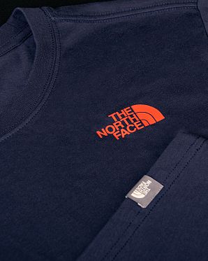 Футболка мужская The North Face Red Box CELEBRATION URBAN NAVY FIERY RED Футболка мужская The North Face Red Box CELEBRATION URBAN NAVY FIERY RED