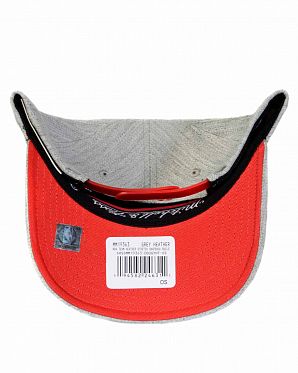 Бейсболка с изогнутым козырьком Mitchell and Ness HEATHER REDLINE Chicago Bulls Grey Бейсболка с изогнутым козырьком Mitchell and Ness HEATHER REDLINE Chicago Bulls Grey