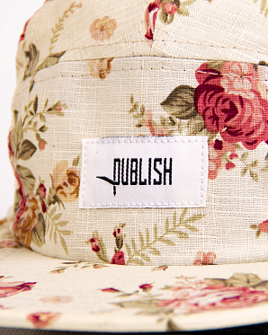 Бейсболка Publish 5 Panel White Rose