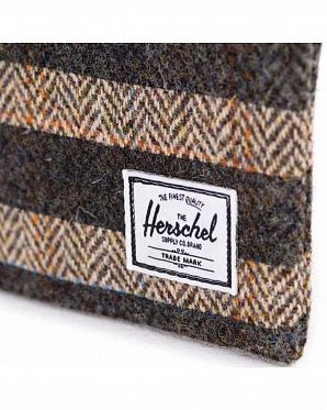Клатч Herschel Network Medium Harris Tweed Black Stripe Клатч Herschel Network Medium Harris Tweed Black Stripe