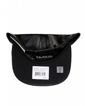 Бейсболка с прямым козырьком Mitchell and Ness Day One Chicago Bulls Grey Heather Бейсболка с прямым козырьком Mitchell and Ness Day One Chicago Bulls Grey Heather