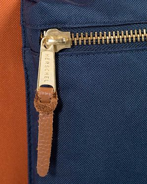 Рюкзак городской с отделом для 15 ноутбука Herschel Settlement Carrot Navy