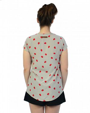 Футболка женская на резинке свободная Германия Naketano Furz das Lamm Strawberries IV