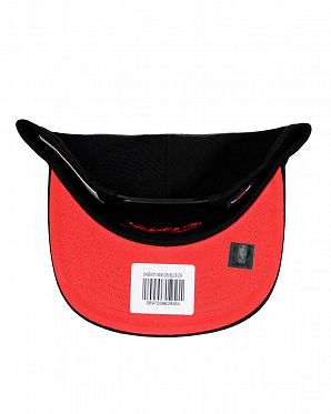 Бейсболка с прямым козырьком Mitchell and Ness Foundation Script Chicago Bulls Black Бейсболка с прямым козырьком Mitchell and Ness Foundation Script Chicago Bulls Black