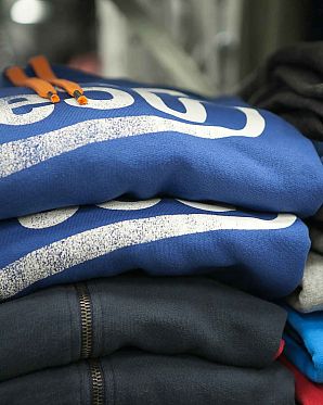 Толстовка мужская свитшот WeSC Blown Up Logo Grey Толстовка мужская свитшот WeSC Blown Up Logo Grey