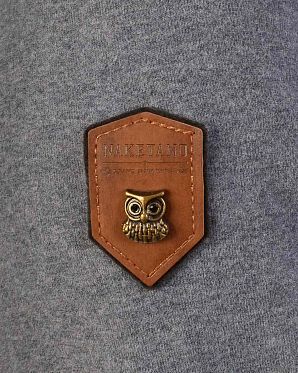 Толстовка женская на молнии с высоким воротом Naketano Monsterbumserin pimped Scarface Mel Толстовка женская на молнии с высоким воротом Naketano Monsterbumserin pimped Scarface Mel