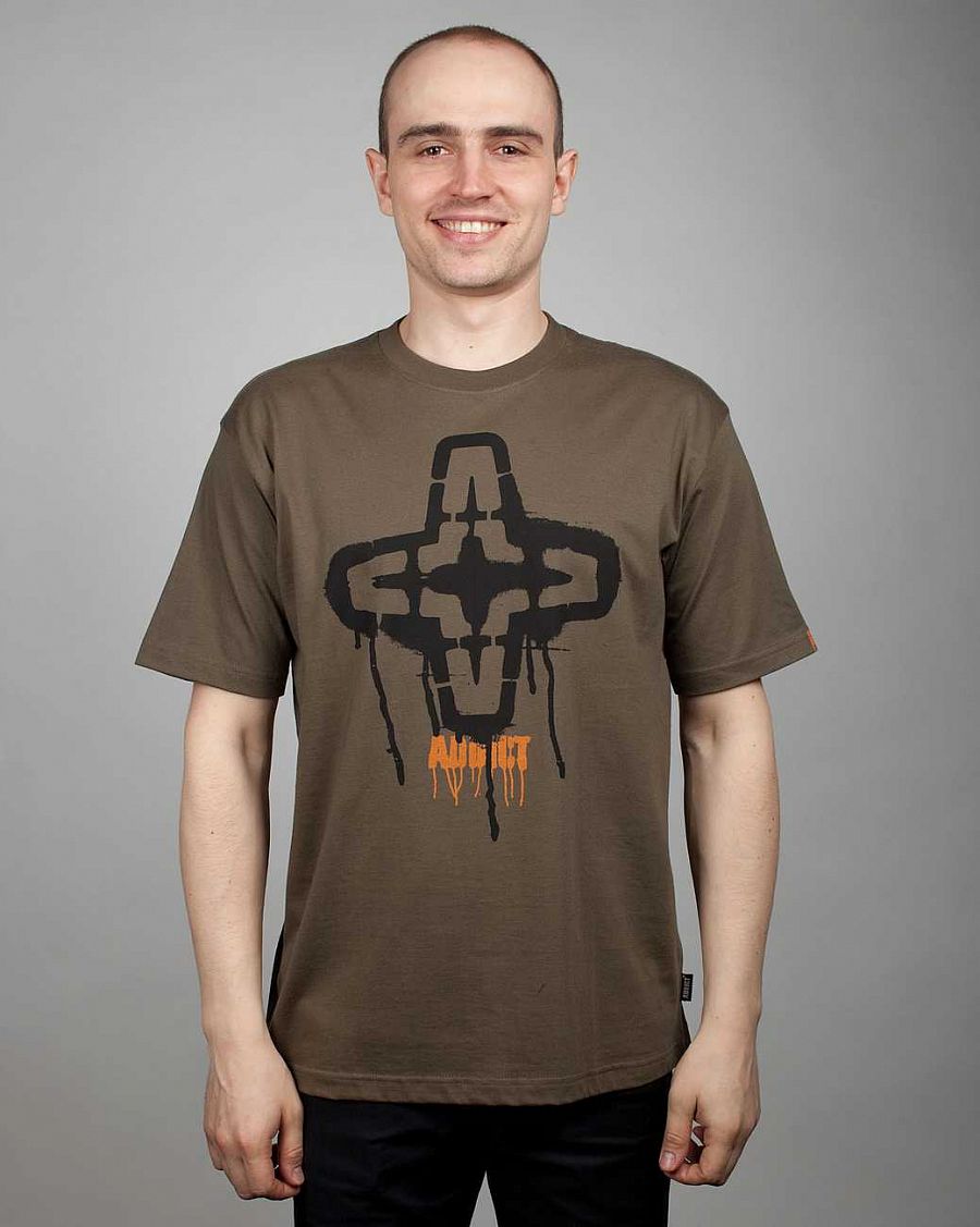 купить Футболка Addict Icon Stencil Tee Ivy в Москве купить Футболка Addict Icon Stencil Tee Ivy в Москве