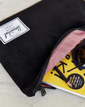 Папка Чехол Herschel Network Large Ranch Black Папка Чехол Herschel Network Large Ranch Black