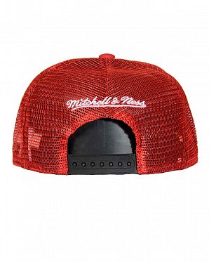 Бейсболка летняя с сеткой Mitchell and Ness Untruck Chicago Bulls Red Бейсболка летняя с сеткой Mitchell and Ness Untruck Chicago Bulls Red